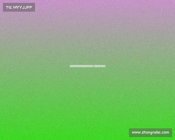 谢什科抵达曼彻斯特后低调离开机场 车内躲避媒体镜头